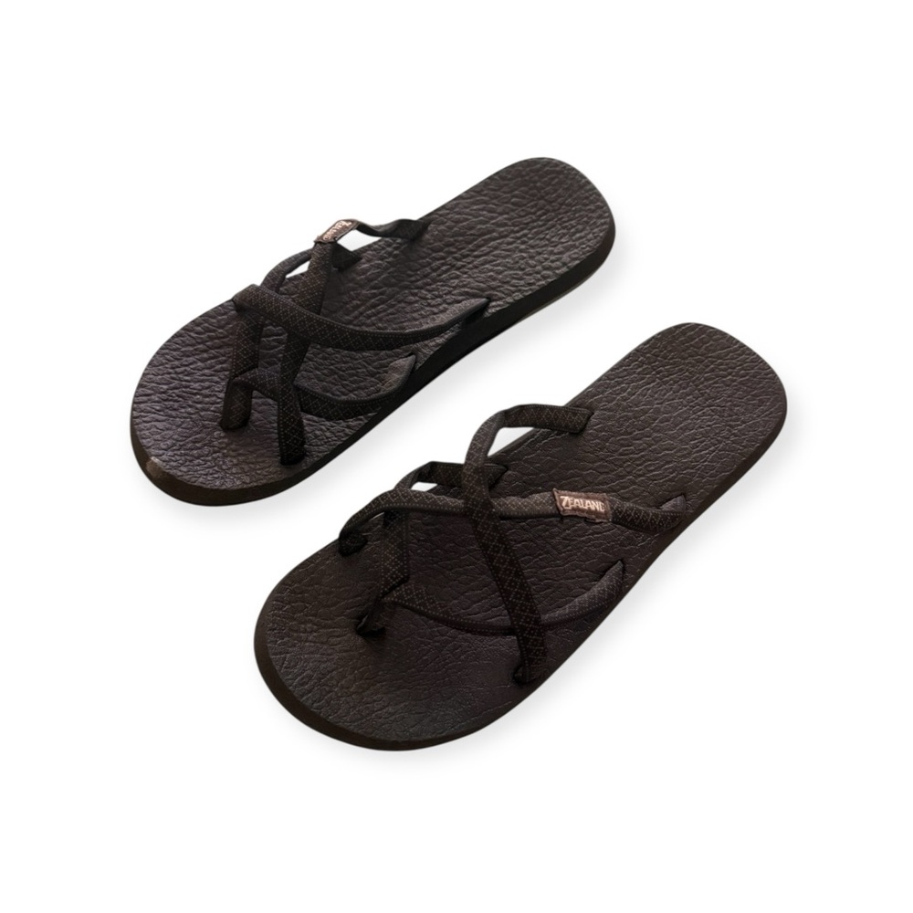Zealand Strappy Flip Flop Yoga Mat Sandals